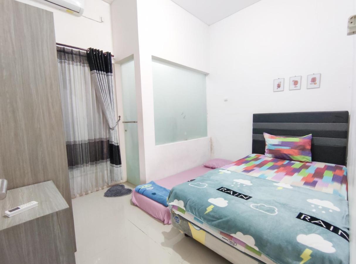 Sedati Surabaya Homey Near Juanda Airport Syariah מראה חיצוני תמונה