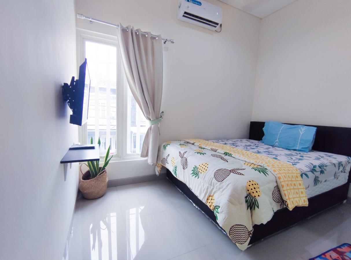 Sedati Surabaya Homey Near Juanda Airport Syariah מראה חיצוני תמונה