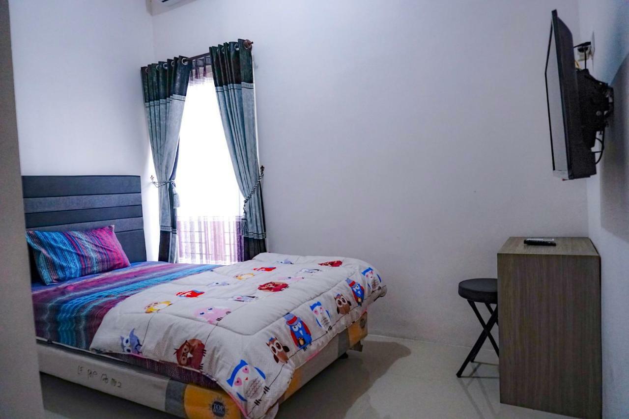 Sedati Surabaya Homey Near Juanda Airport Syariah מראה חיצוני תמונה