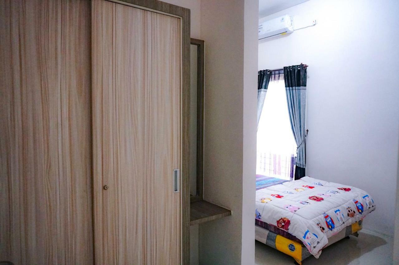 Sedati Surabaya Homey Near Juanda Airport Syariah מראה חיצוני תמונה